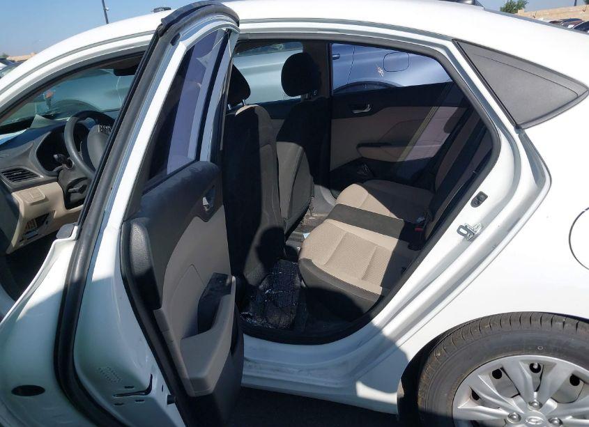 Photo 8 of 2020 Hyundai Accent SE (VIN 3KPC24A67LE096383)