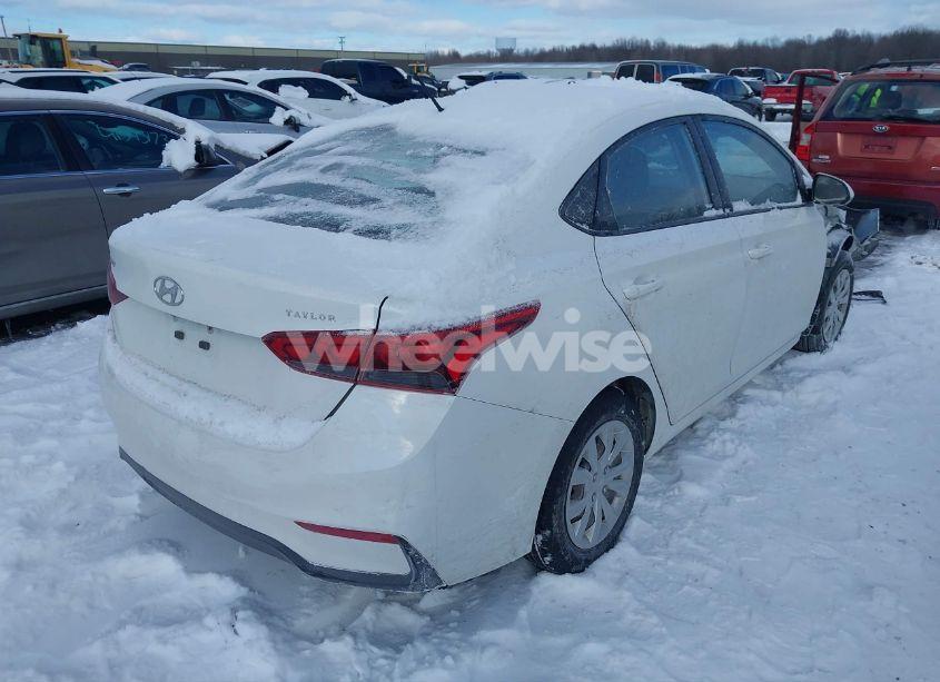 Photo 4 of 2020 Hyundai Accent SE (VIN 3KPC24A67LE108810)
