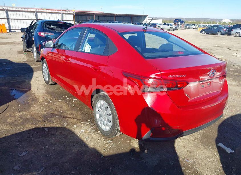 Photo 3 of 2020 Hyundai Accent SE (VIN 3KPC24A67LE118446)