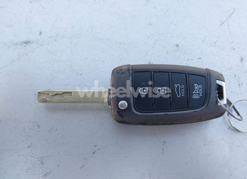 Photo 11 of 2020 Hyundai Accent SE (VIN 3KPC24A67LE126742)