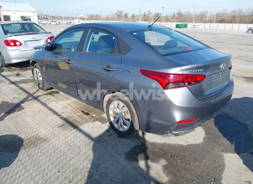 Photo 3 of 2020 Hyundai Accent SE (VIN 3KPC24A67LE126742)