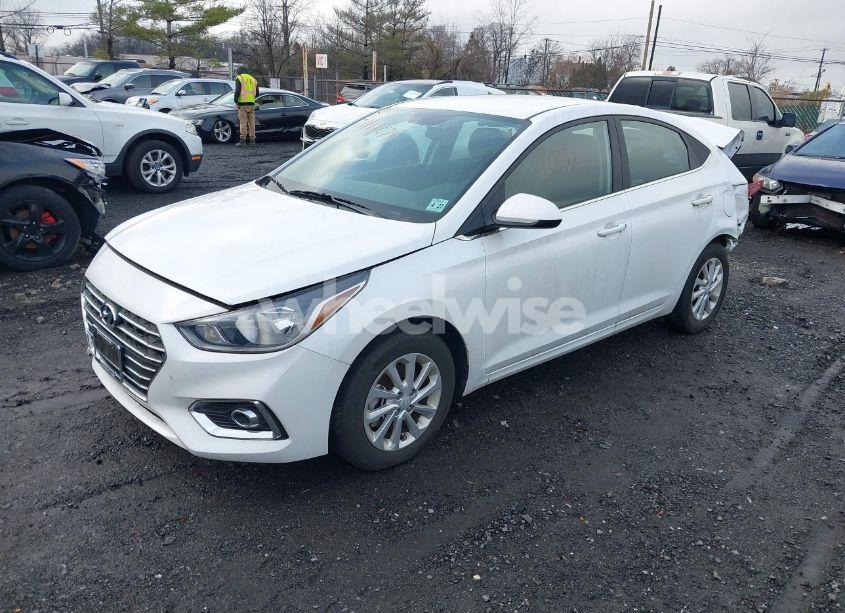 Photo 2 of 2022 Hyundai Accent SEL (VIN 3KPC24A67NE168458)
