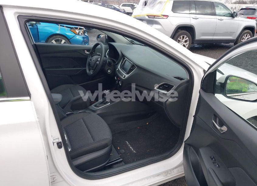 Photo 5 of 2022 Hyundai Accent SEL (VIN 3KPC24A67NE168458)