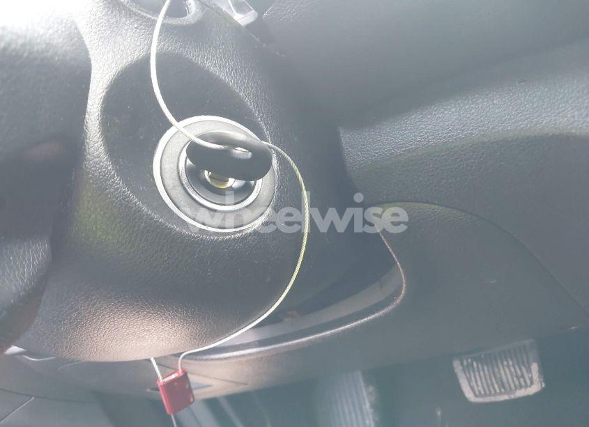 Photo 11 of 2019 Kia Forte LXS (VIN 3KPC24A68LE******)