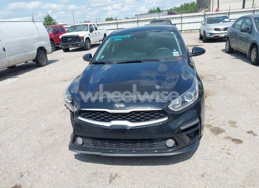 Photo 12 of 2019 Kia Forte LXS (VIN 3KPC24A68LE******)