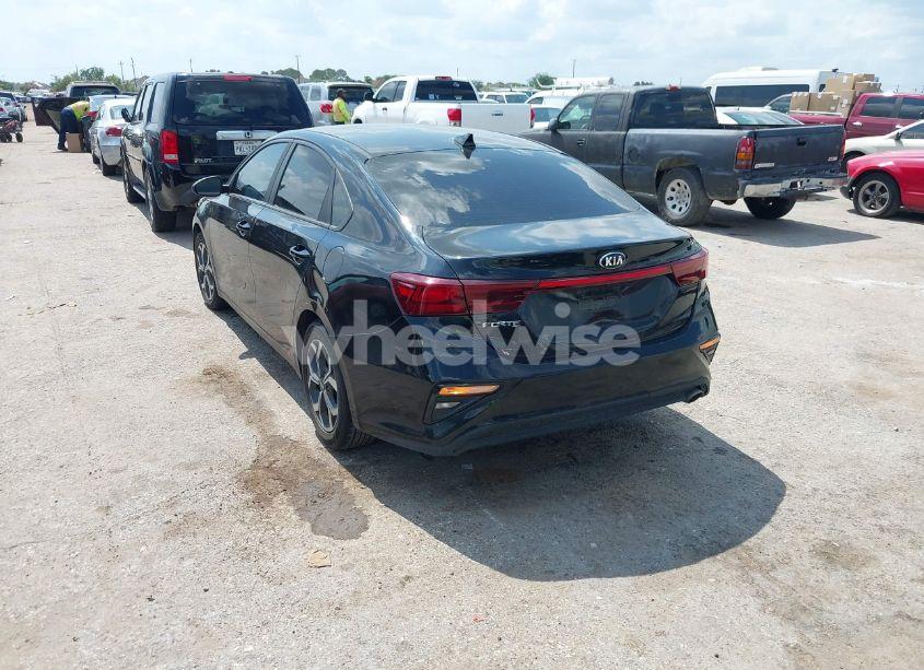 Photo 3 of 2019 Kia Forte LXS (VIN 3KPC24A68LE******)