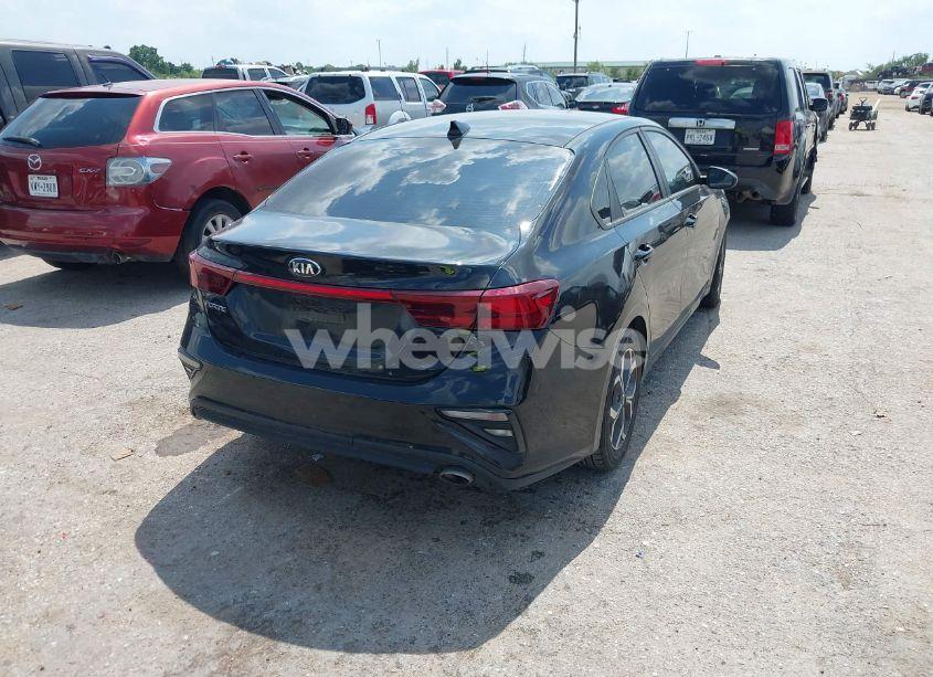 Photo 4 of 2019 Kia Forte LXS (VIN 3KPC24A68LE******)