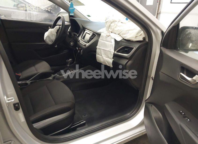 Photo 5 of 2020 Hyundai Accent SE (VIN 3KPC24A68LE092133)