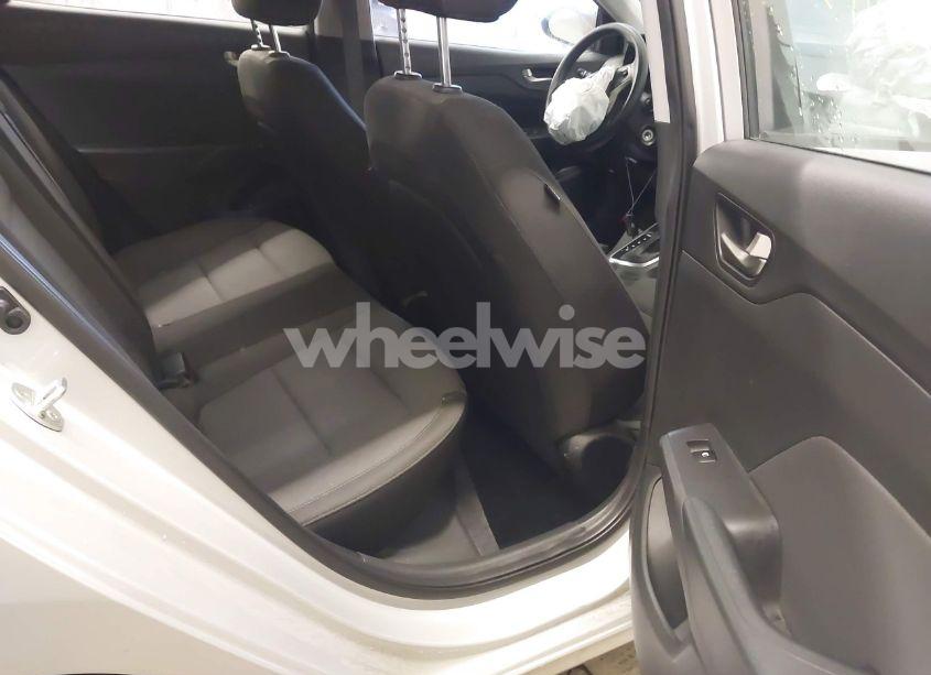 Photo 8 of 2020 Hyundai Accent SE (VIN 3KPC24A68LE092133)