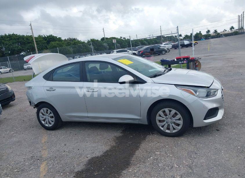 Photo 14 of 2020 Hyundai Accent SE (VIN 3KPC24A68LE114728)