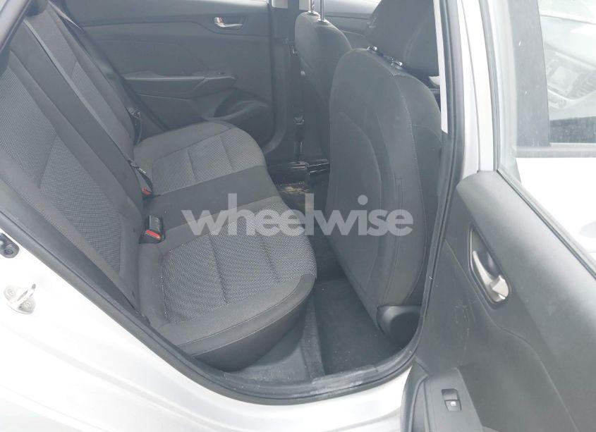Photo 8 of 2020 Hyundai Accent SE (VIN 3KPC24A68LE114728)