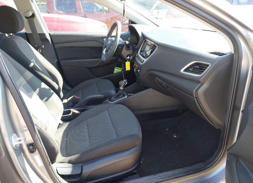 Photo 5 of 2021 Hyundai Accent SE (VIN 3KPC24A68ME149352)