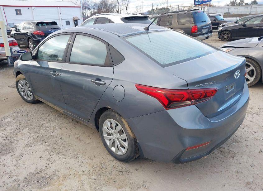 Photo 3 of 2020 Hyundai Accent SE (VIN 3KPC24A69LE094375)