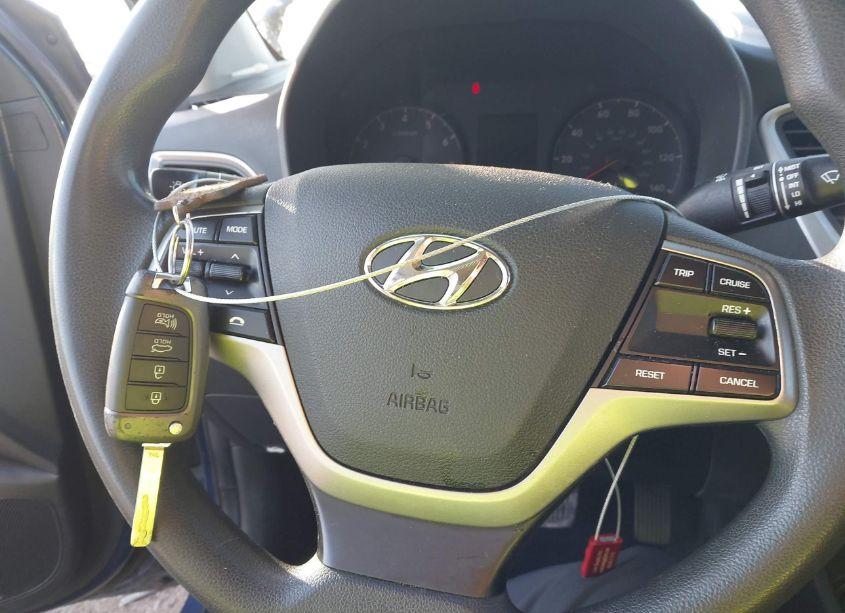 Photo 11 of 2020 Hyundai Accent SE (VIN 3KPC24A69LE118707)