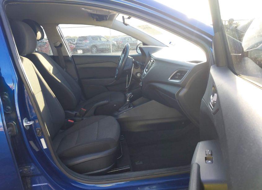 Photo 5 of 2020 Hyundai Accent SE (VIN 3KPC24A69LE118707)