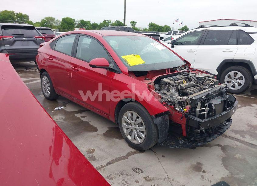 2020 Hyundai Accent SE (VIN 3KPC24A69LE118772) main photo