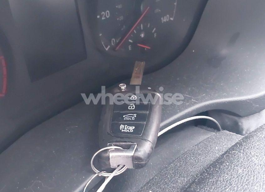 Photo 11 of 2020 Hyundai Accent SE (VIN 3KPC24A69LE118772)