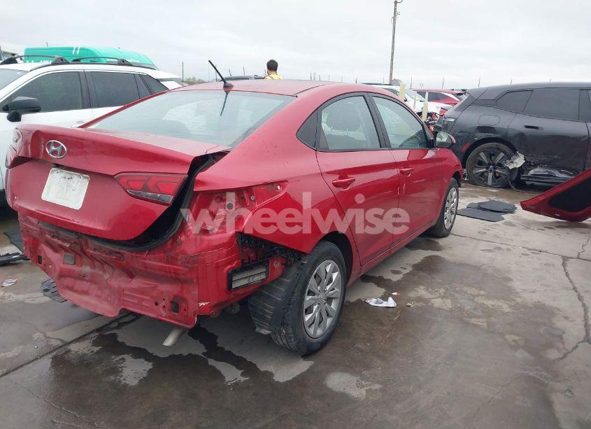 Photo 4 of 2020 Hyundai Accent SE (VIN 3KPC24A69LE118772)