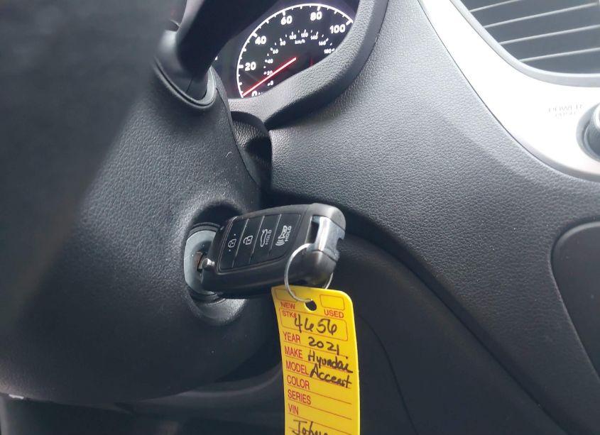 Photo 11 of 2021 Hyundai Accent SE (VIN 3KPC24A69ME130549)