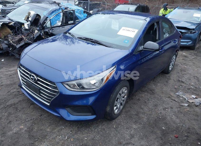 Photo 2 of 2021 Hyundai Accent SE (VIN 3KPC24A69ME144760)