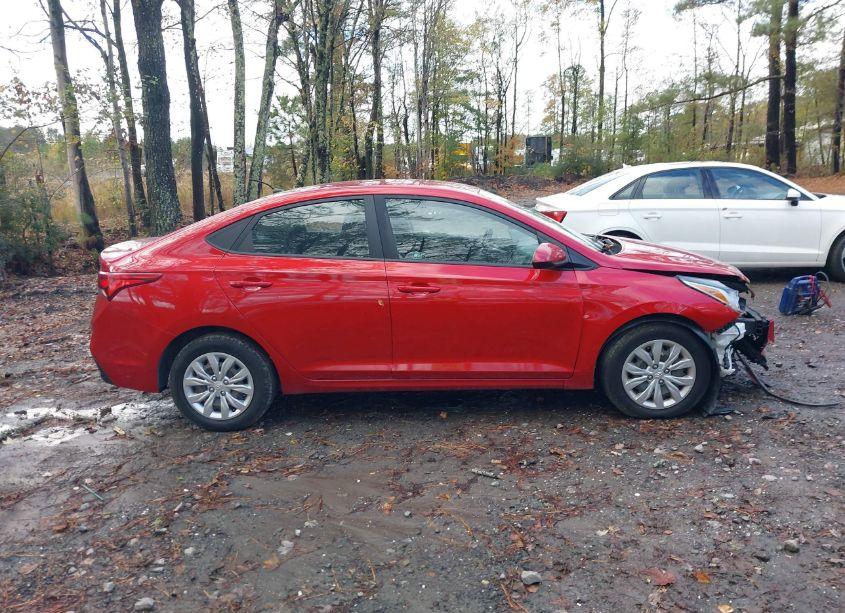 Photo 13 of 2020 Hyundai Accent SE (VIN 3KPC24A6XLE106467)
