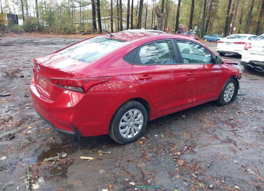 Photo 4 of 2020 Hyundai Accent SE (VIN 3KPC24A6XLE106467)