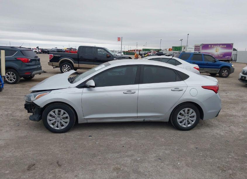 Photo 15 of 2020 Hyundai Accent SE (VIN 3KPC24A6XLE118392)