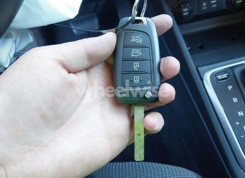 Photo 11 of 2020 Hyundai Accent SE (VIN 3KPC24A6XLE118828)