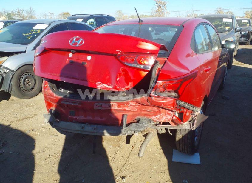 Photo 6 of 2020 Hyundai Accent SE (VIN 3KPC24A6XLE119591)