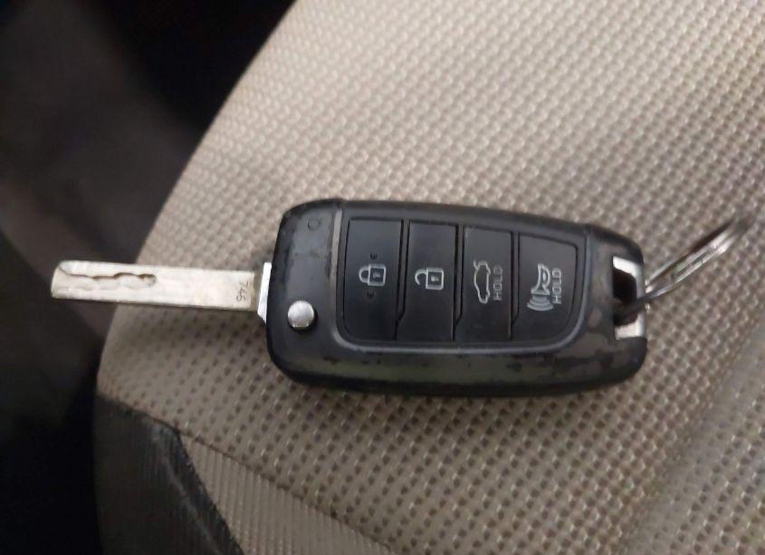 Photo 11 of 2020 Hyundai Accent SE (VIN 3KPC24A6XLE122653)