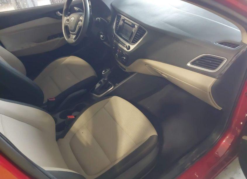 Photo 5 of 2020 Hyundai Accent SE (VIN 3KPC24A6XLE122653)