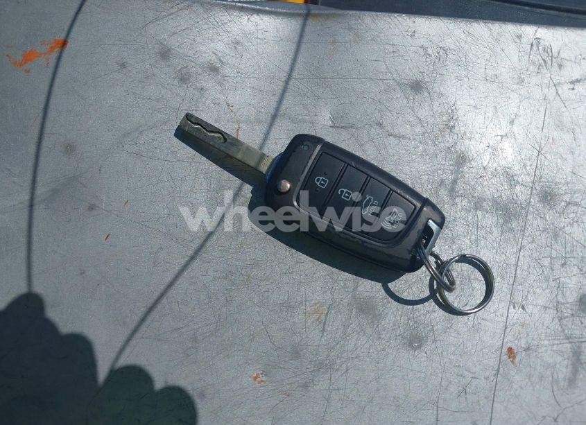 Photo 11 of 2020 Hyundai Accent SE (VIN 3KPC24A6XLE126718)