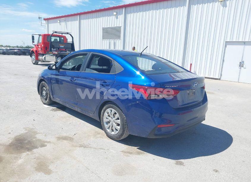 Photo 3 of 2020 Hyundai Accent SE (VIN 3KPC24A6XLE126718)