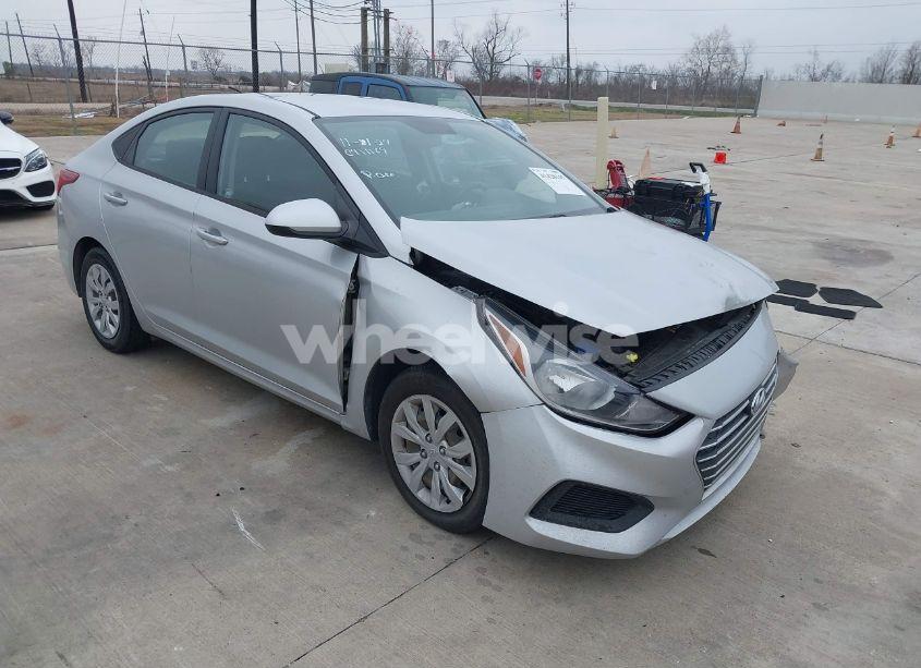 2021 Hyundai Accent SE (VIN 3KPC24A6XME129555) main photo