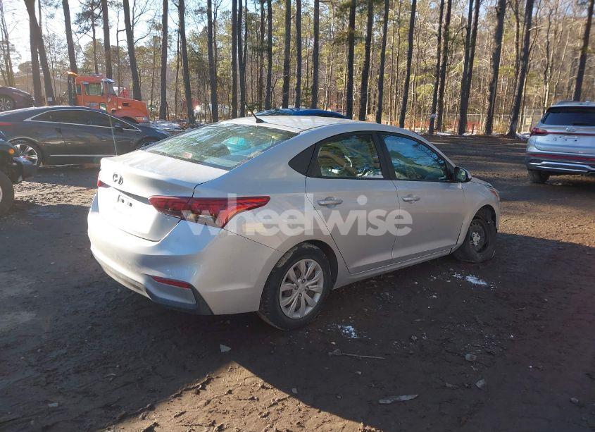 Photo 4 of 2021 Hyundai Accent SE (VIN 3KPC24A6XME134920)