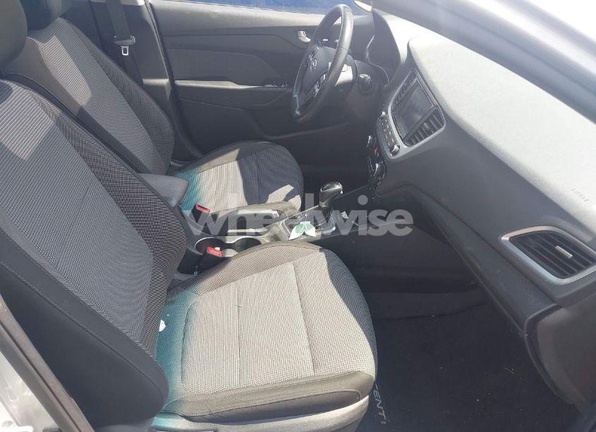 Photo 5 of 2018 Hyundai Accent LIMITED (VIN 3KPC34A38JE030697)