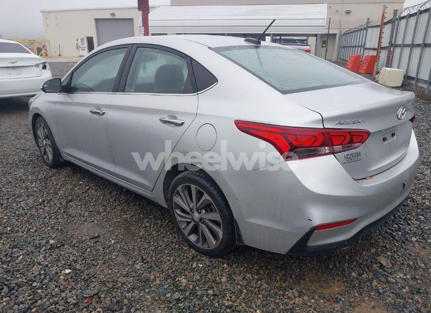 Photo 3 of 2020 Hyundai Accent LIMITED (VIN 3KPC34A63LE108977)