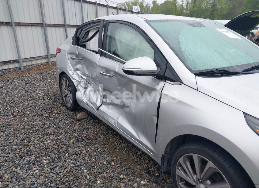 Photo 6 of 2020 Hyundai Accent LIMITED (VIN 3KPC34A63LE108977)