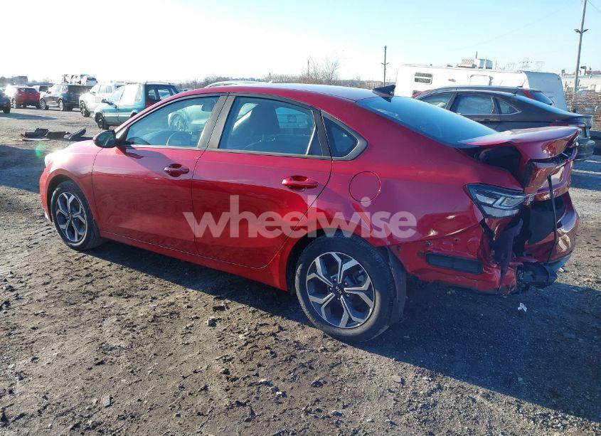 Photo 3 of 2019 Kia Forte LXS (VIN 3KPF24AD0KE041249)