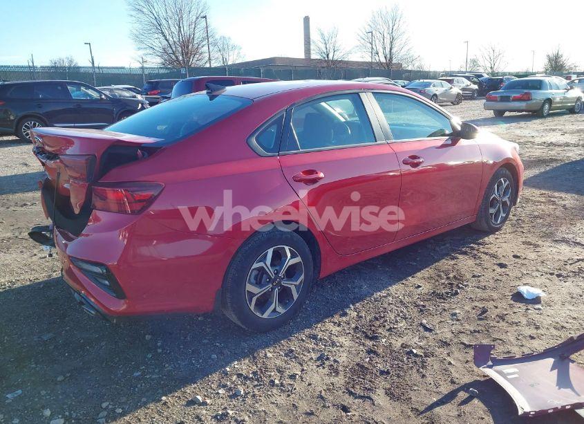 Photo 4 of 2019 Kia Forte LXS (VIN 3KPF24AD0KE041249)