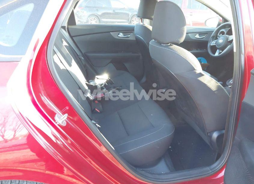 Photo 8 of 2019 Kia Forte LXS (VIN 3KPF24AD0KE041249)