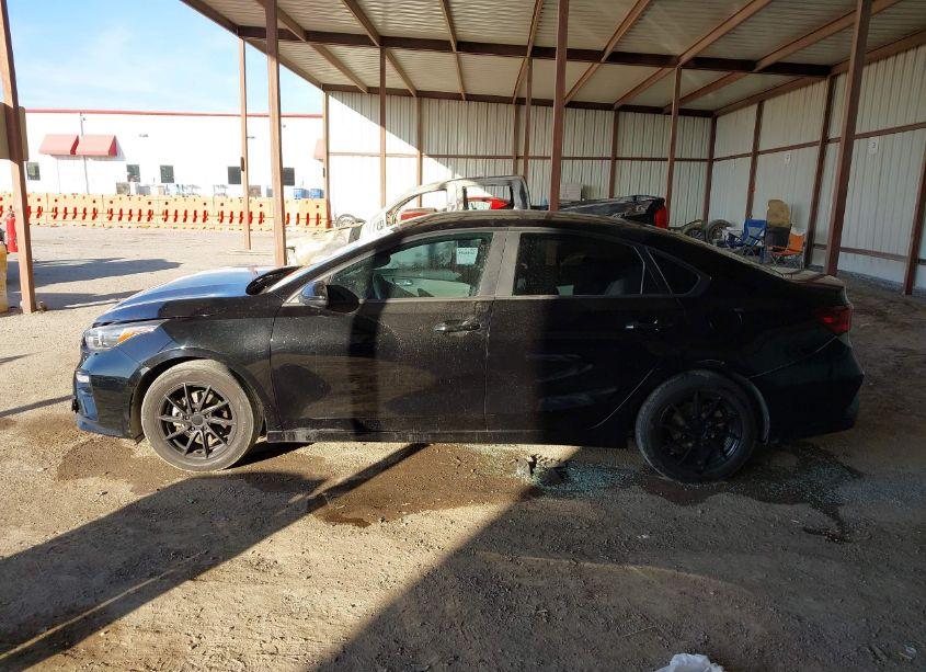 Photo 14 of 2019 Kia Forte LXS (VIN 3KPF24AD0KE051974)