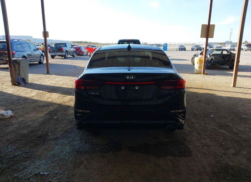 Photo 16 of 2019 Kia Forte LXS (VIN 3KPF24AD0KE051974)