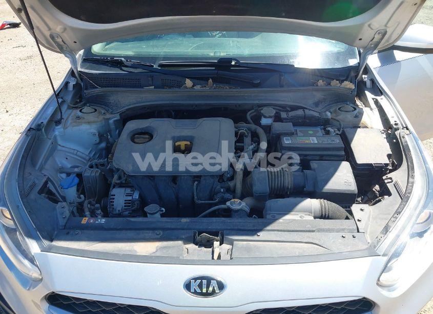 Photo 10 of 2019 Kia Forte LXS (VIN 3KPF24AD0KE091066)