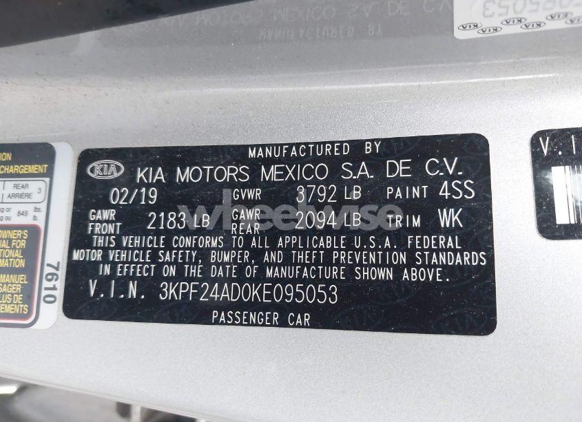 Photo 9 of 2019 Kia Forte LXS (VIN 3KPF24AD0KE095053)