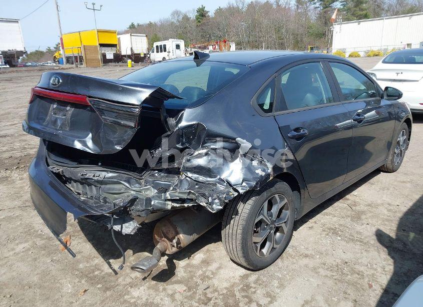 Photo 4 of 2019 Kia Forte LXS (VIN 3KPF24AD0KE102969)
