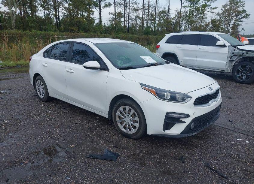 2019 Kia Forte FE (VIN 3KPF24AD0KE106407) main photo