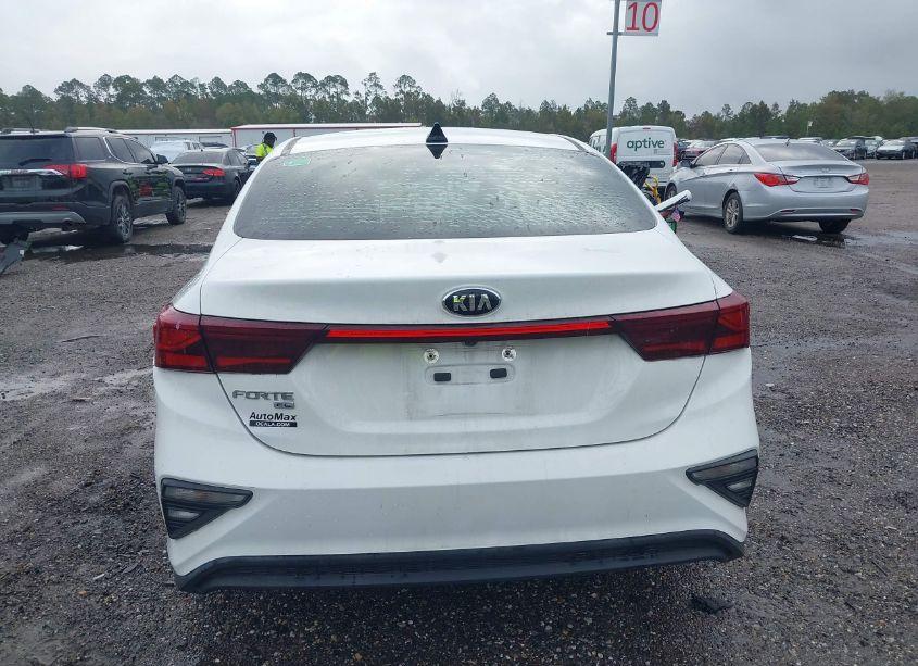 Photo 16 of 2019 Kia Forte FE (VIN 3KPF24AD0KE106407)