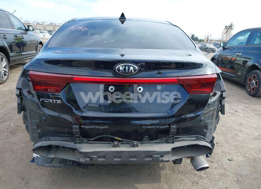 Photo 17 of 2019 Kia Forte LXS (VIN 3KPF24AD0KE109792)