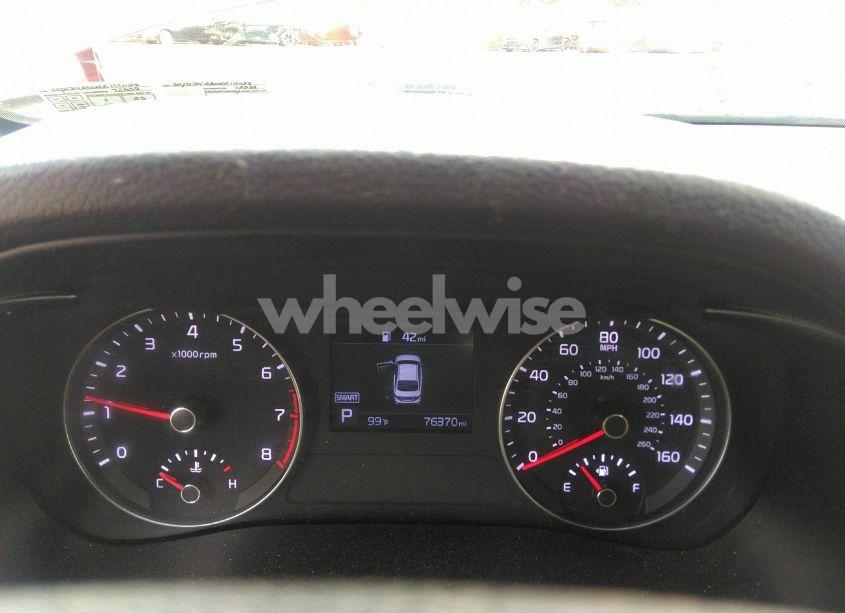 Photo 7 of 2019 Kia Forte LXS (VIN 3KPF24AD0KE112028)